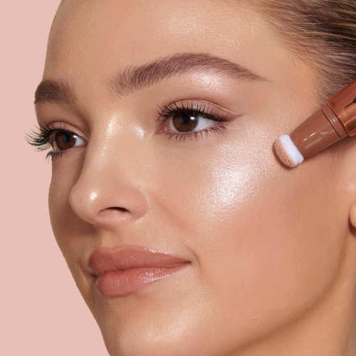 Charlotte Tilbury Glowgasm Beauty Light Wand Easy Highlighter