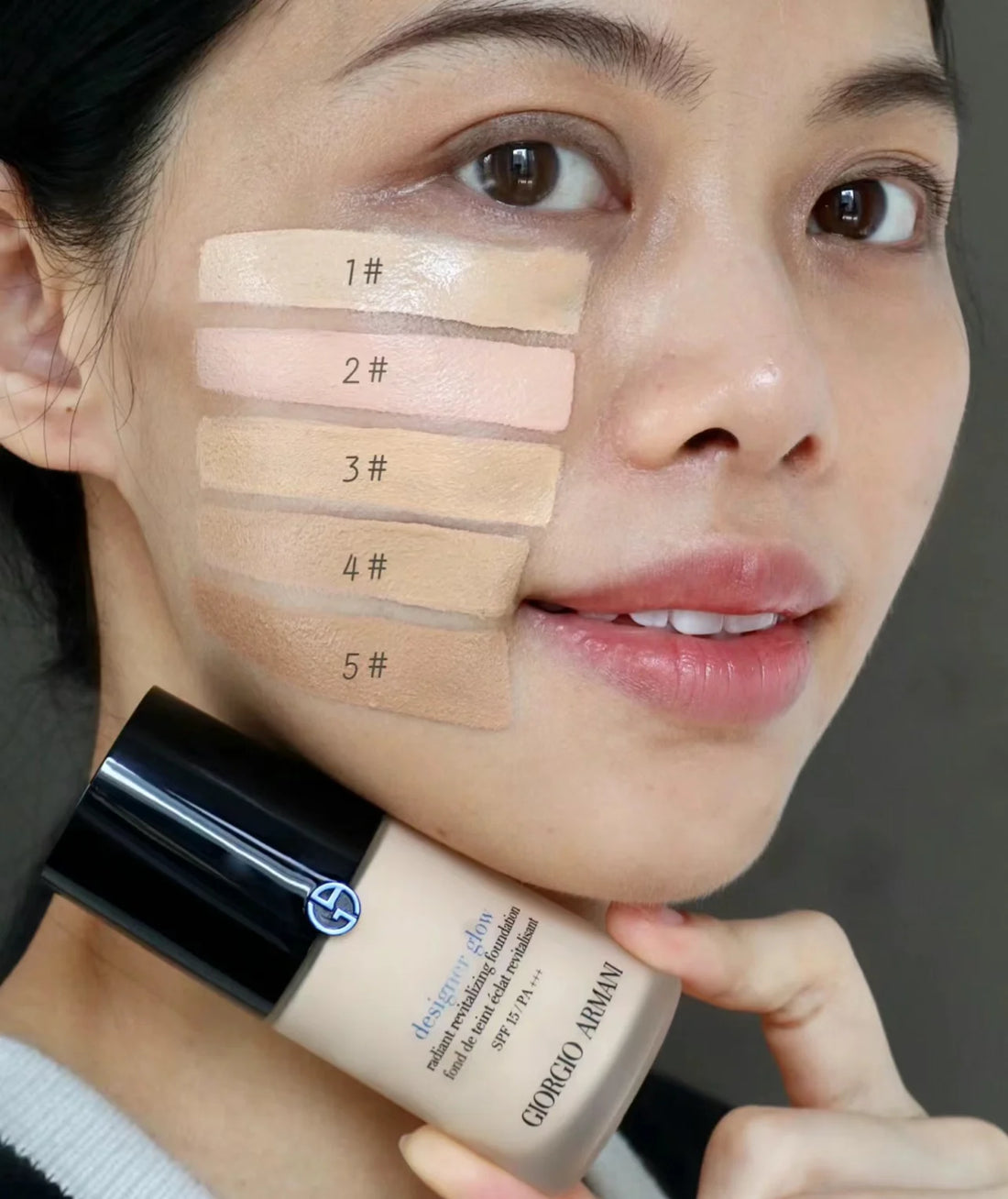 Giorgio Armani Designer Glow Radiant Revitalizing Foundation SPF15 30ml