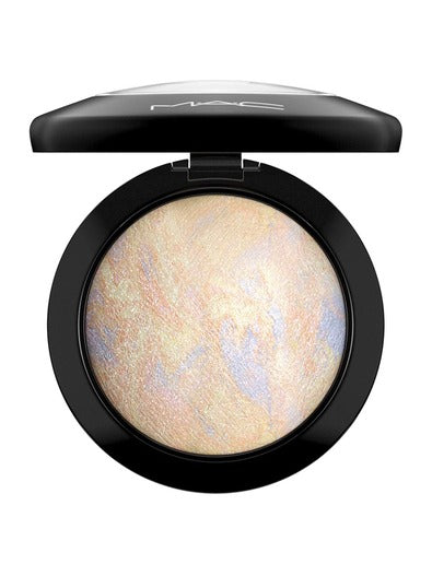 MAC Mineralize Skinfinish Powder in Lightscape - champagne gold highlighting powder with marbled finish