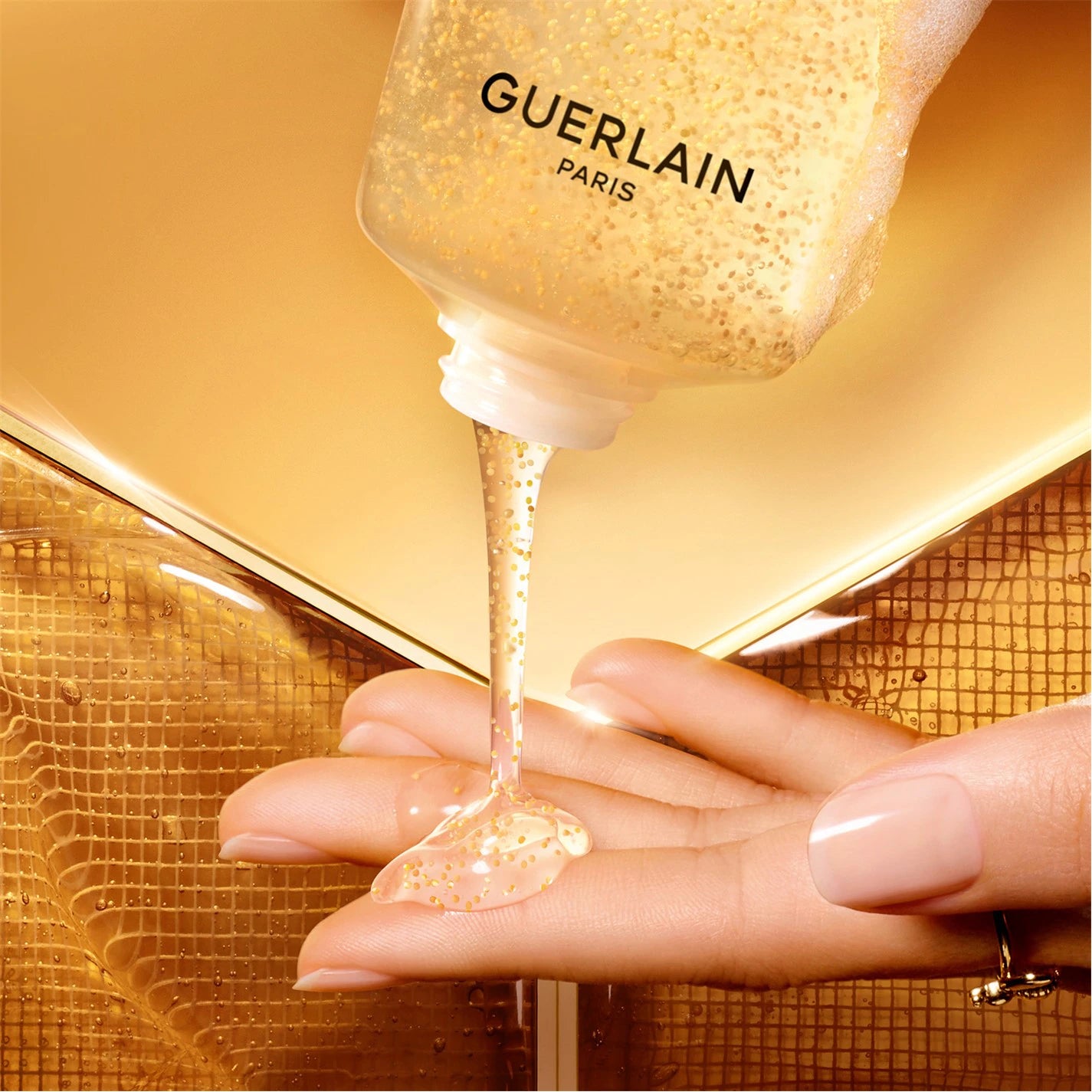 Guerlain Abeille Royale Nettoyant Cleansing Oil 175ml