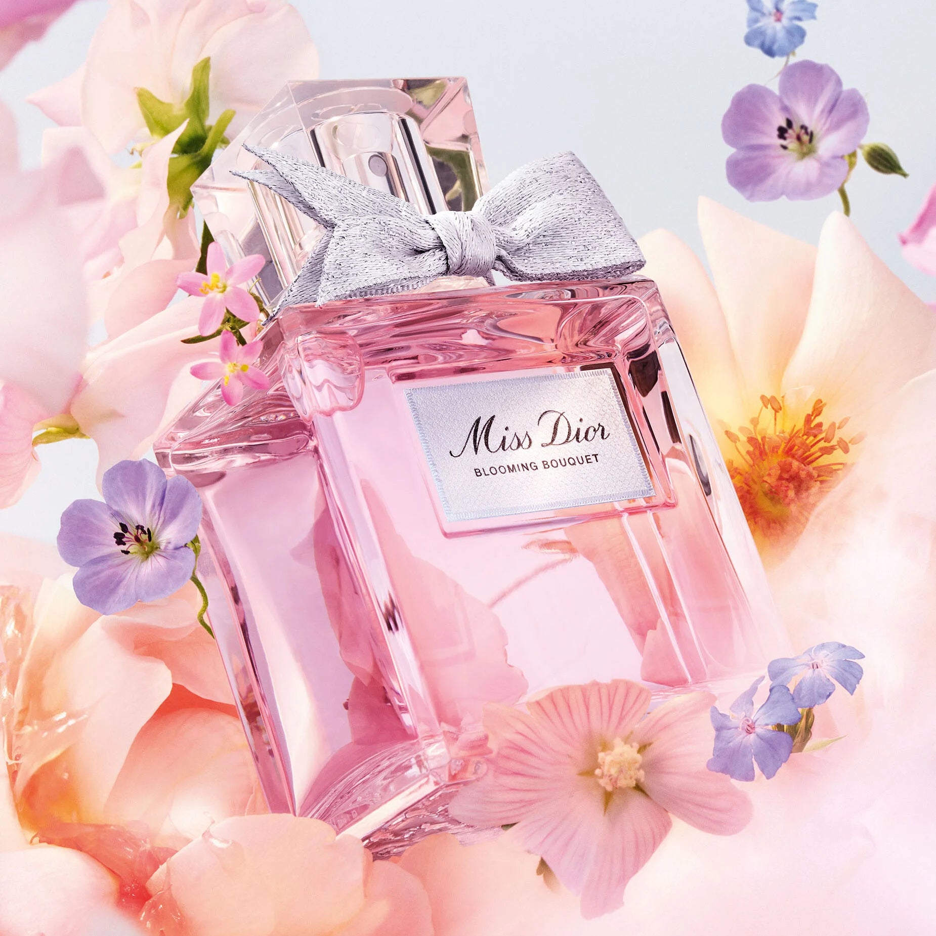 New ribbon and bottle design of Miss Dior Blooming Bouquet perfume