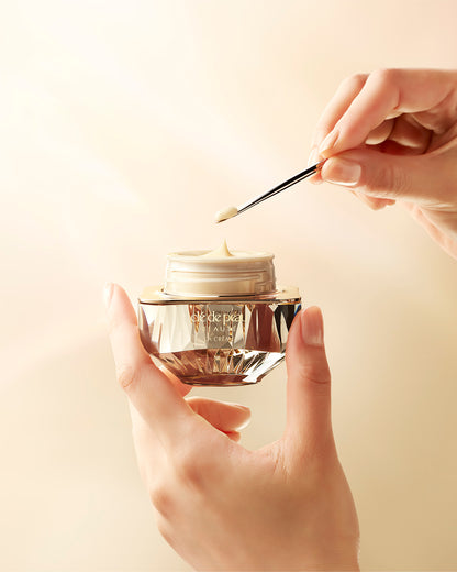 Clé de Peau Beauté La Crème